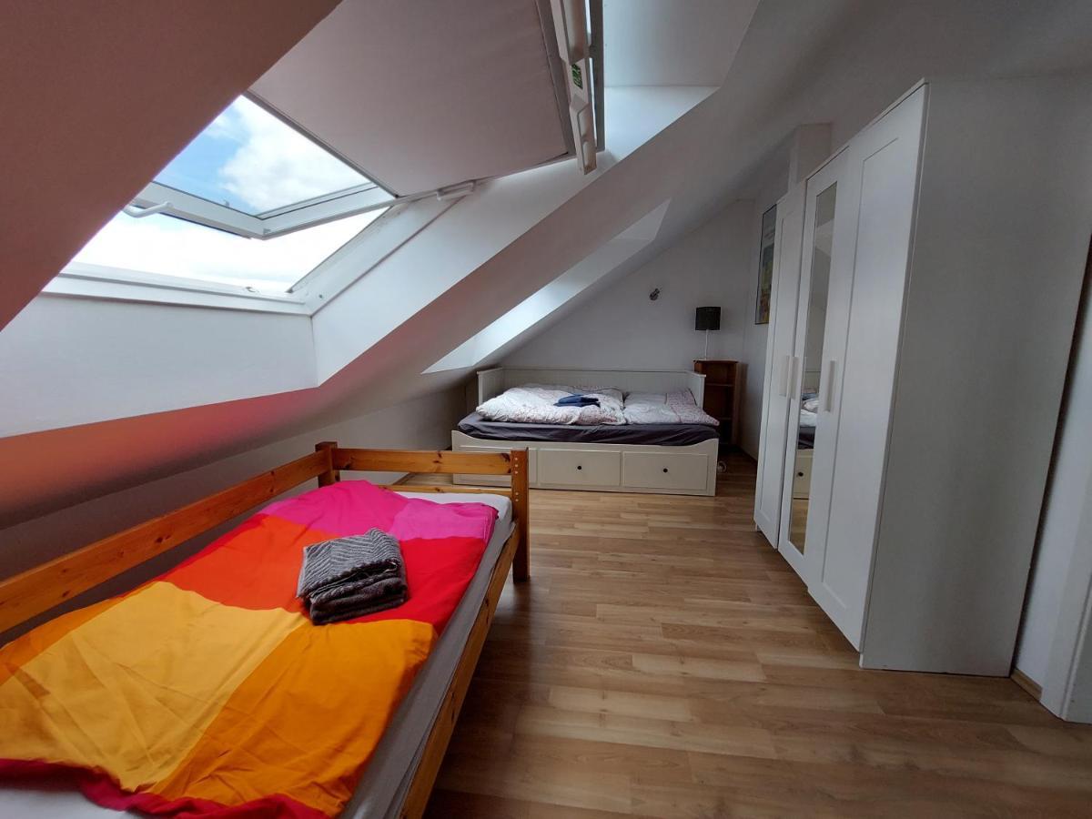 Fewo, 55 Qm, Voll Ausgestattet, Mit Sued-Loggia, Naehe Voelkerschlachtdenkmal Leipzig Bagian luar foto