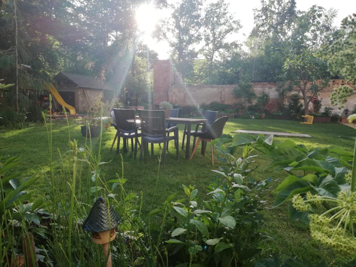 Fewo, 55 Qm, Voll Ausgestattet, Mit Sued-Loggia, Naehe Voelkerschlachtdenkmal Leipzig Bagian luar foto